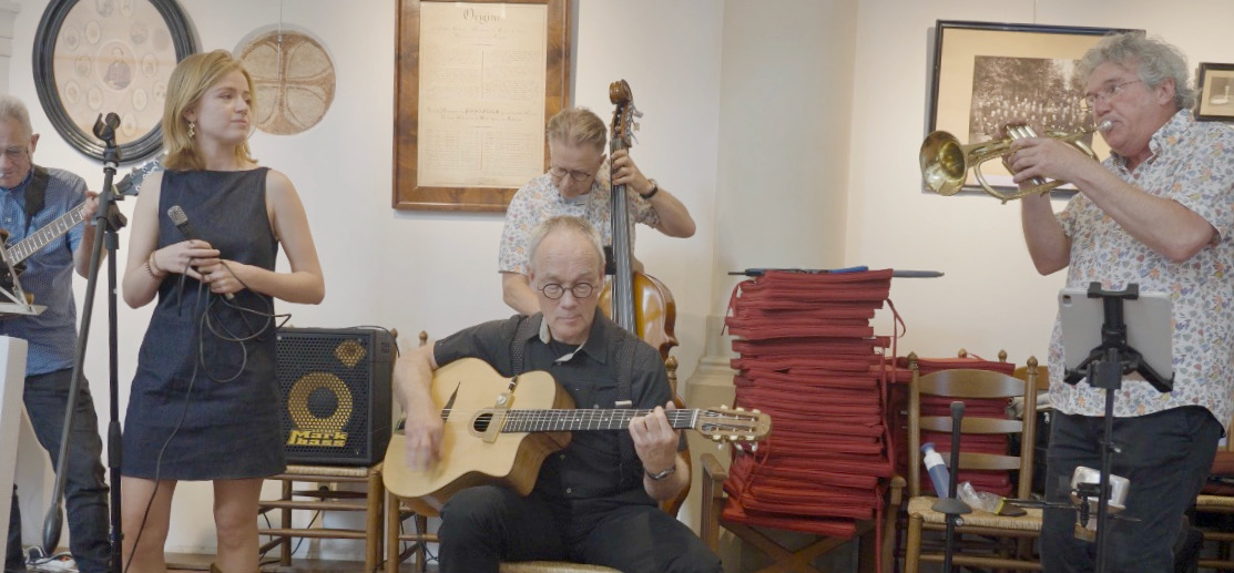 Sans Coucou en Claire Hartzuiker - Babe en Boomers